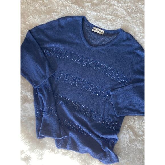 Cathy Daniels SZ 1X Woman’s Beautiful Blue Sweater With Embellishments - Picture 5 of 10